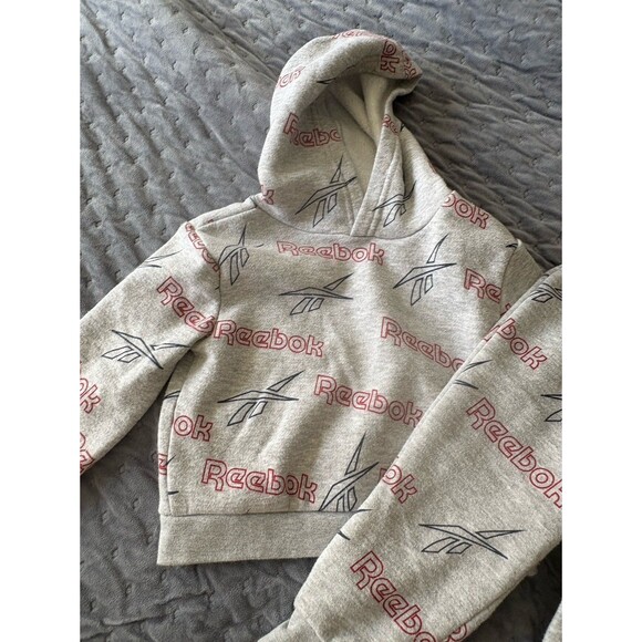 Reebok matching 2pc sweatsuit hoodie sweatpants size 2T - Picture 3 of 4